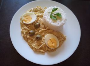 Una foto de Ají de gallina