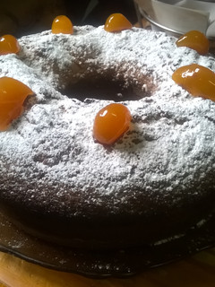 Una foto de Torta licuada de naranja sin manteca