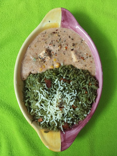 A picture of Green Rice with Paneer and Vegetables in Creamy Cheesy Ragi Sauce.
