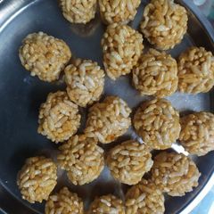 A picture of Mamara ka ladoo.