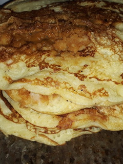Una foto de Panqueques rellenos con dulce de leche