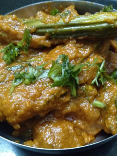 સરગવા નું શાક (Saragva Shak Recipe In Gujarati) રેસીપી મુખ્ય ફોટો