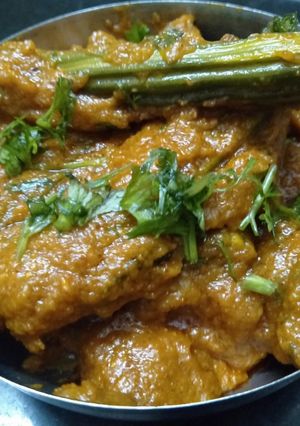 સરગવા નું શાક (Saragva Shak Recipe In Gujarati) રેસીપી મુખ્ય ફોટો