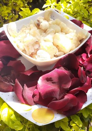 સુજી કા હલવા (Sooji Halwa Recipe in Gujarati) રેસીપી મુખ્ય ફોટો