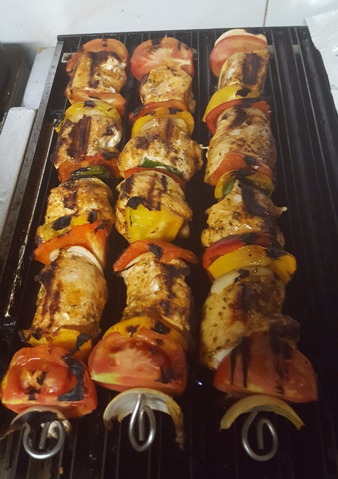 Una foto de Brocheta de pollo