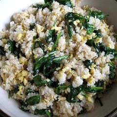 A picture of Spinach & Egg Mazegohan.
