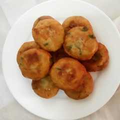 A picture of Perkedel Kentang Kornet.
