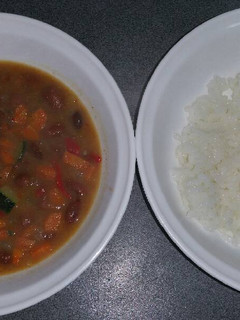 Una foto de Frijoles con arroz