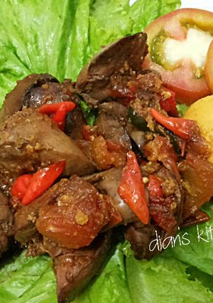Foto resep Semur Hati &Telur Ayam Pedas