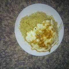 Plain noodle and egg A picture of Plain noodle and egg.