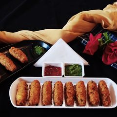 A picture of Leftover potato bread finger roll.