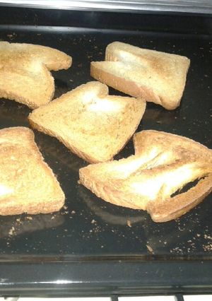 A picture of Oven toasted bread.