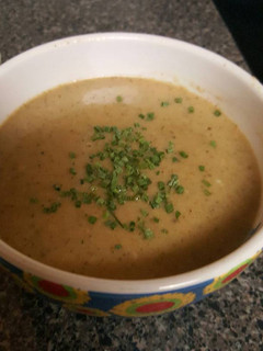 A picture of roasted broccoli mushroom soup.