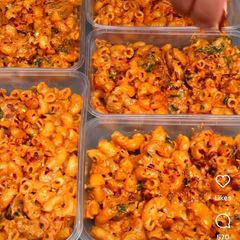 A picture of Creamy Tuscan Chicken Mac n Cheese.