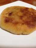 Tortilla de papa con chicharrones