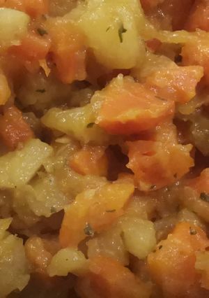 Une photo de POPOPOPOPOW potée carottes pommes de terre