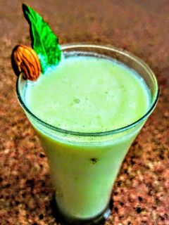 पके केले का शेक (pake kele ka shake reicpe in Hindi) रेसिपी मुख्य फोटो