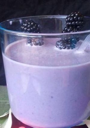 Una foto de Frappé de mora🍇