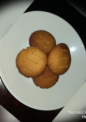 A picture of Coconut cookies.