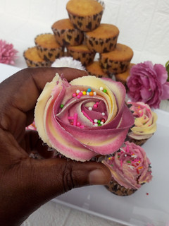 A picture of Multicoloured Buttercream frosting.