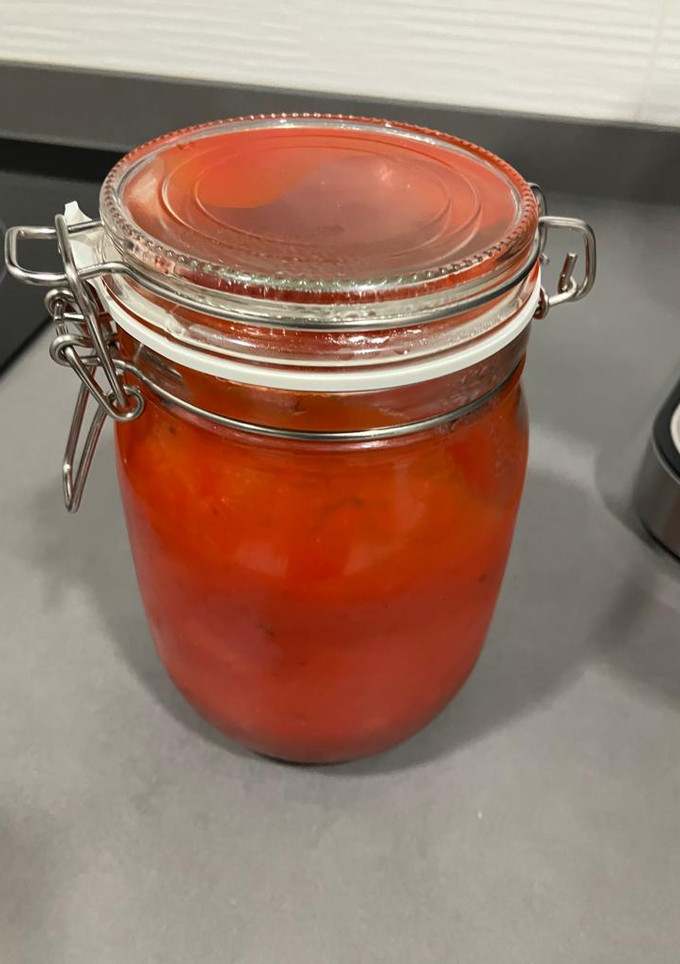 Una foto de Salsa Siracha casera