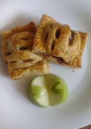 A picture of Apple cages.