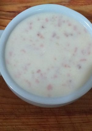 Una foto de Salsa Blanca con Jamón