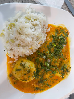 Una foto de Filete de pescado en salsa de coco
