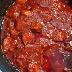 A picture of Mom's Pork Vindaloo.