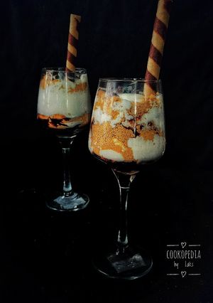 A picture of No bake Biscuit Pudding.