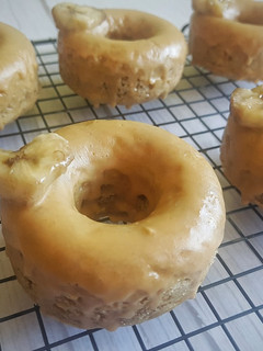 Una foto de Donuts de plátano y cacahuete