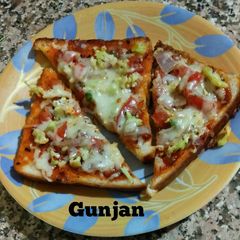 A picture of Bread pizza.
