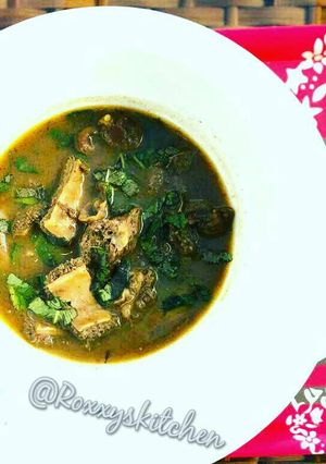 A picture of Assorted meat peppersoup.