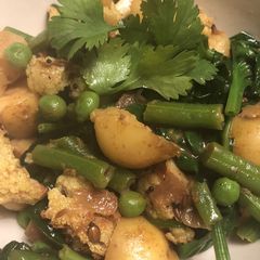 A picture of Cauliflower curry - vegan.