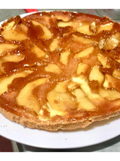 Una foto de Tarta de manzana invertida