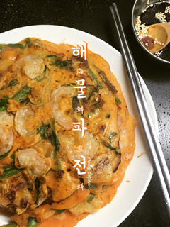 韓式海鮮蔥餅 해물파전 Seafood pancakes 的食譜成品照片