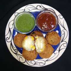 कॉर्न चीज़ बॉल (Corn Cheese balls recipe in Hindi)-レシピのメイン写真