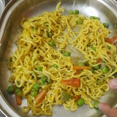 A picture of Veg noodles.