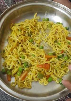 A picture of Veg noodles.