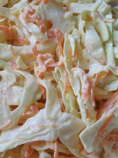 Una foto de Ensalada de col estilo americano