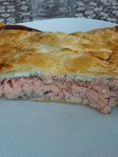 Foto principal de Hojaldre con salmón y crema de queso
