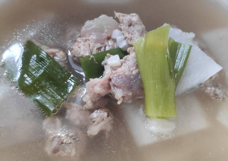 Resep Galbitang / Korean beef ribs soup Anti Gagal