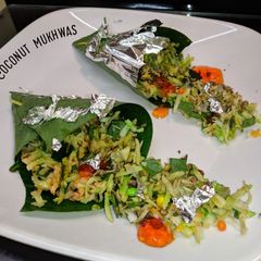 A picture of Pan Coconut Mukhwas.