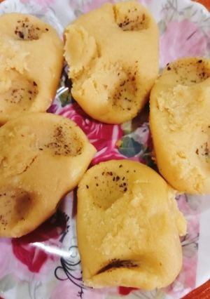 मावे का पेड़ा (mawe ka peda recipe in Hindi) रेसिपी मुख्य फोटो