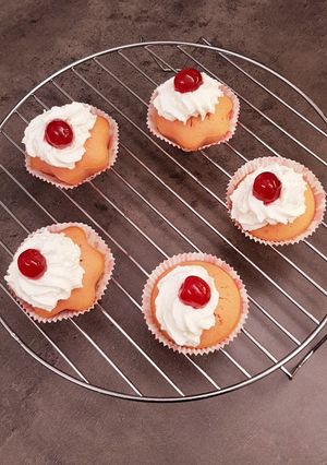 Une photo de Cupcakes rose velvet