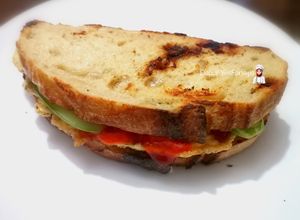 Gambar Sourdough Bread Omelette Sandwich