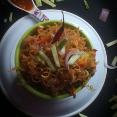 Chinese bhel A picture of Chinese bhel.