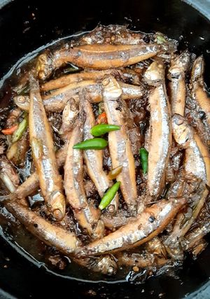 Hình của món Cá cơm than kho tiêu😋(.