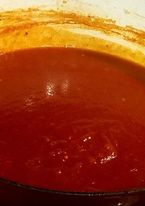 A picture of Spicy Apple BBQ Sauce.