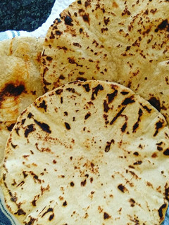 ज्वार भाकरी (Jowar bhakri recipe in hindi) रेसिपी मुख्य फोटो